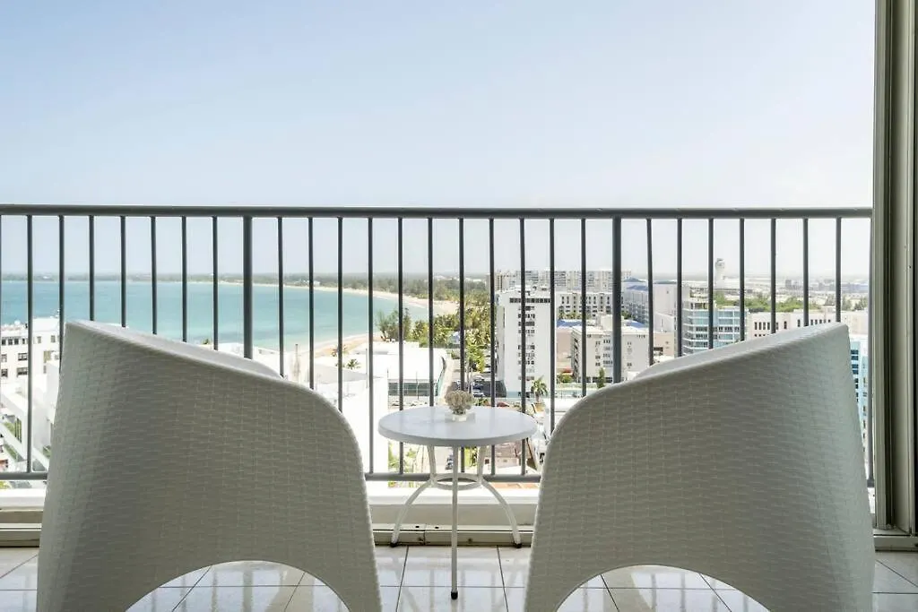 Gorgeous Ocean View Condo W/Beach Access & Parking San Juan